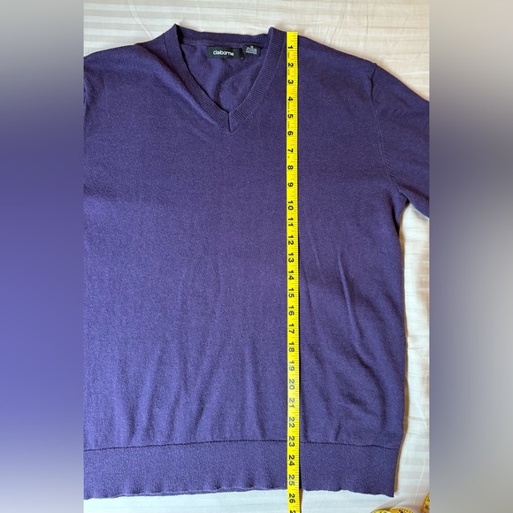 Claiborne•men’s long sleeve v-neck pullover sweater•medium•purple•cotton blend - Picture 8 of 9